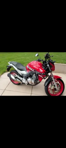 Honda CB 250F Twister 2022