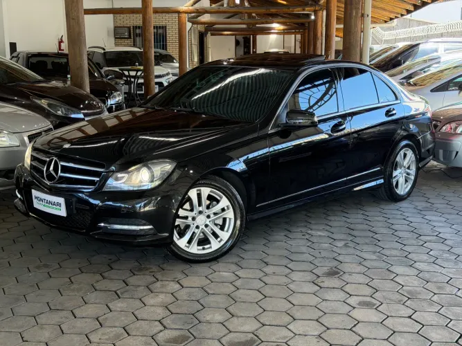 Mercedes-Benz C-200 CGI Avantgarde 1.8 16V 184cv Aut. 2013