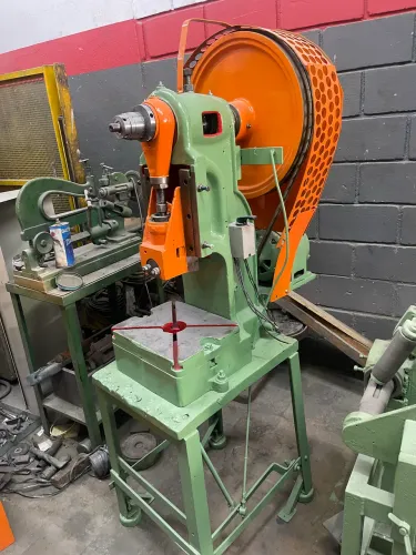 Prensa Harllo 08 ton buchas novas impecável