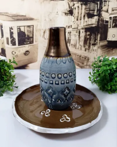 Decoração Cerâmica Vaso e Prato.