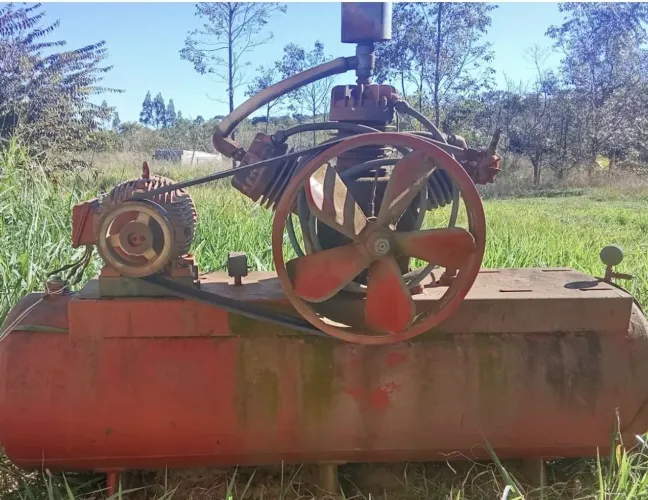 Compressor Wayne 40/400 lts, 10hp trifásico, funcionando normalmente