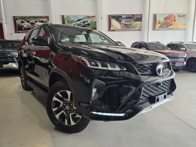Toyota Hilux SW4 Diamond 2.8 TB 4X4 Die. Aut. 2025