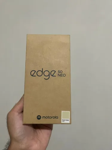 Motorola Edge 50 Neo 256GB - Bom estado