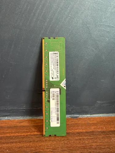 Memória DDR4 ECC RDIMM 8GB 2400MHz ? Servidor / Xeon ? 8 unidades