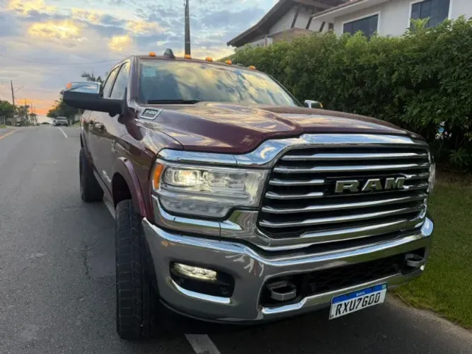 Ram 3500 Limited Longhorn 6.7 TB CD Diesel 2022