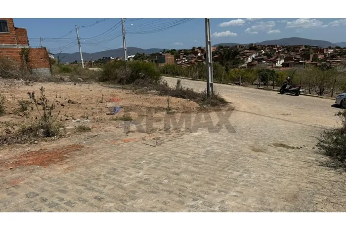 Terreno dos Sonhos em RUA DO ENCANTO, Jequié