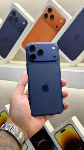 IPHONE 17 PRO MAX 256GB AZUL <br>R$6399,00 SEMI NOVO TOP