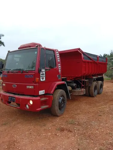 Ford cargo 1622 ano 2001 .