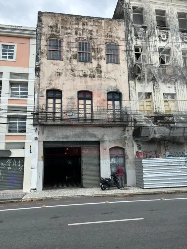 Prédio Comercial na Rua da Aurora - Oportunidade de Investimento: Ponto Comercial com 1 Sa