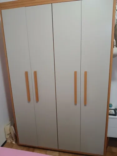 Vendo Guarda Roupa Solteiro Milão - Muito Novo - Vendo URGENTE - Benfica