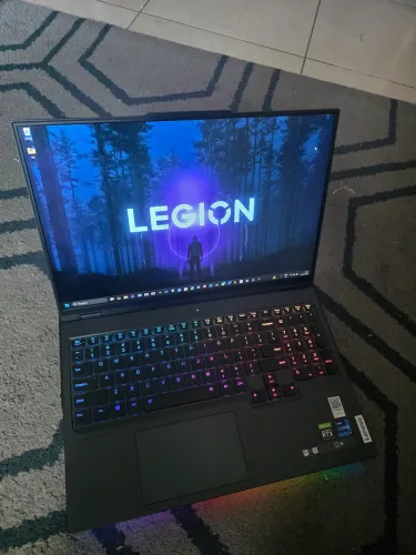 LENOVO LEGION PRO 7 RTX4090 32GB RAM e 1TB SSD