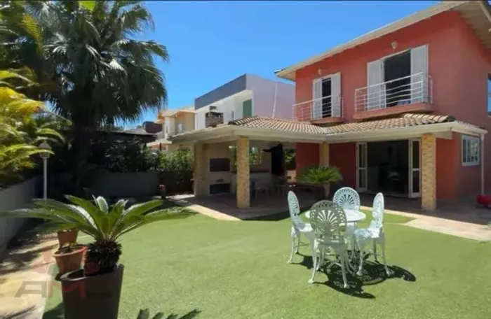 Casa com 4 dormitórios à venda, 219 m² por R$ 2.600.000,00 - Hanga Roa - Bertioga/SP