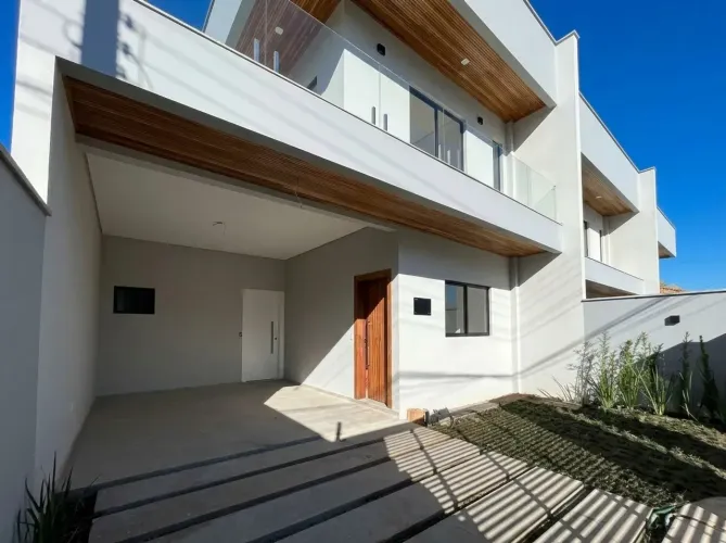 Sobrado Alto Padrão no Costa e Silva | Divisa com América e 7m de Abertura!