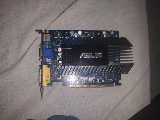 Nvidia 8400gs 512mb Asus 64 bits