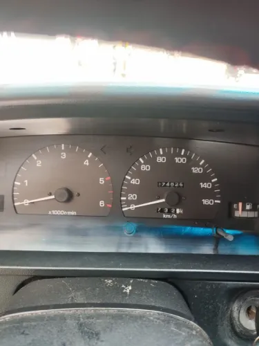 Toyota Hilux CD SR5 4X4 2.8 Diesel 2001
