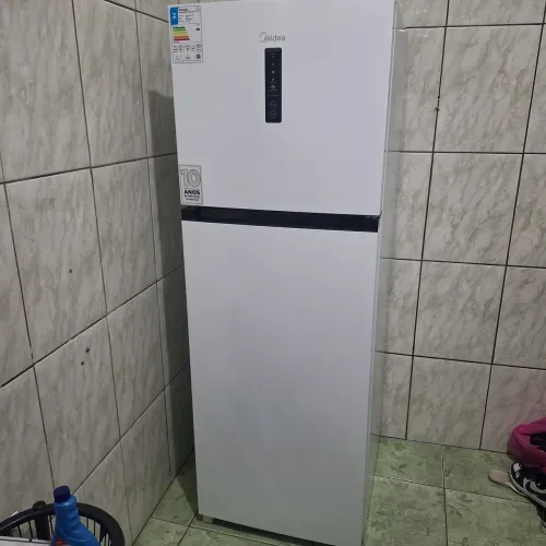 Geladeira nova frost free marca midea