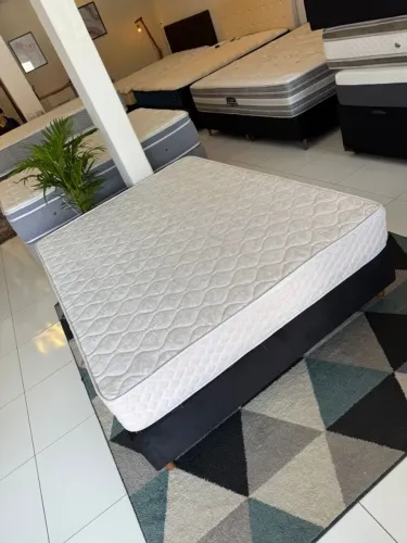 Colchão de Casal D50 firme SEMINOVO COM BASE - Entrego!
