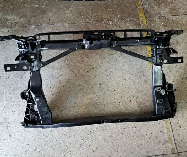 Painel Frontal Audi A3 2014 até 2021, liso, temos peça para o mesmo em geral