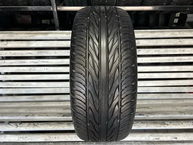 Pneu 225/45/18 Maxxis Victra Z4S R$399,00 / Pneu 225/45R18