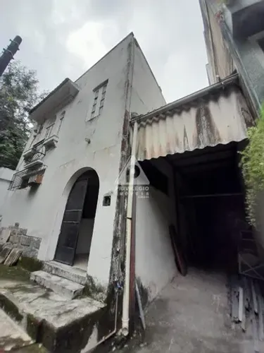 Casa ampla no Cosme Velho