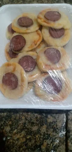 Mini joelhos e pizzas 