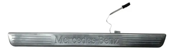 Soleira Led Direita Mercedes Cla180 2018 2019 