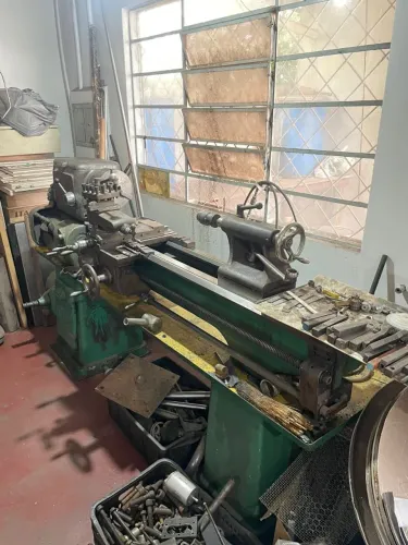 Vendo Maquinário para Tornearia/Retífica/Solda