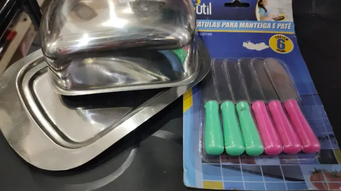 Kit manteigueira com espatulas 