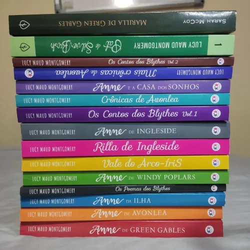 Livros Anne de green gables (15 volume, série completa e extras)