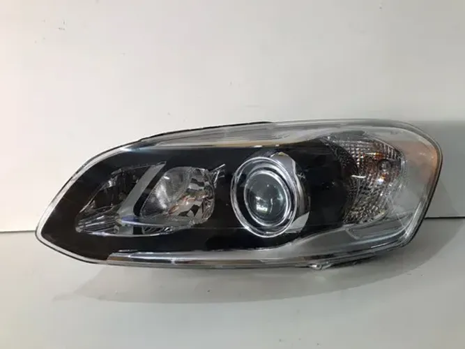 Farol Volvo Xc60 2014 2015 2016 Usado Completo Com Xenon