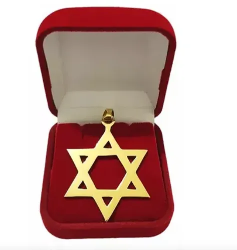 Pingente Religioso Estrela de Davi Ouro 18 Kilates Peso 2.50 Gramas 30 mm 