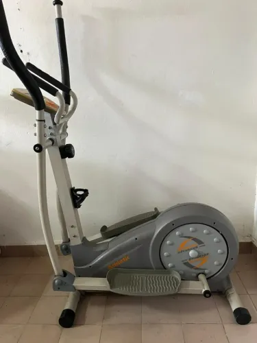 Elíptico Athletic Advanced 450e