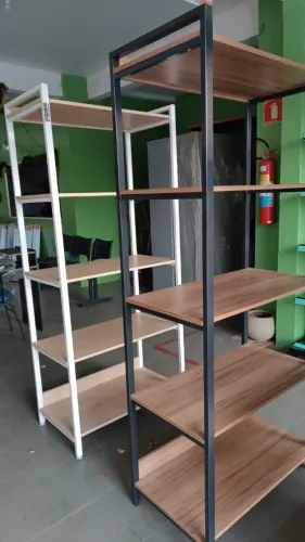 ESTANTE FLUTUANTE