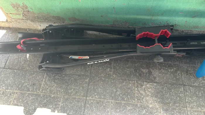 2un Suporte p/ Bike eqmax teto