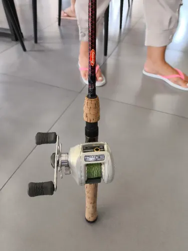 Carretilha Shimano chronarch e vara fibra de carbono 