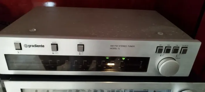 Raríssimo Gradiente 7L AM/FM e OC