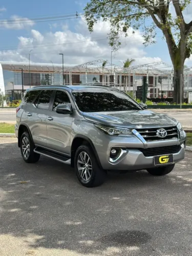 Toyota Hilux SW4 SRX 4X4 2.8 TDI 16V Dies. Aut. 2020