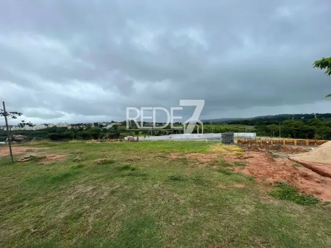 Terreno em Condomínio à Venda em Campinas-SP, Loteamento Alphaville Campinas - 362,42m² de