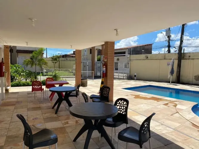 Imóvel para venda tem 63 metros quadrados com 2 quartos em Siqueira - Fortaleza - CE