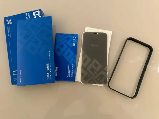 Película de vidro proteção para tela do iPhone 12 e iPhone 12 pro com kit de instalação