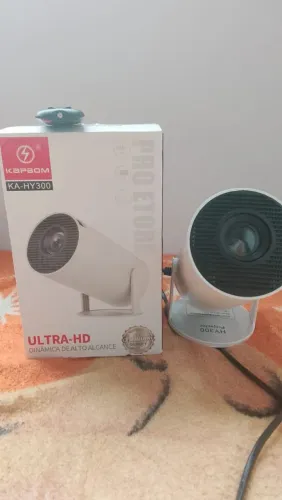 Vendo projetor novinho na caixa, o som e ótimo boa imagem 