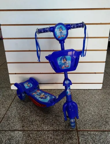 PATINETE MUSICAL SONIC COM AS PILHA JÁ INCLUSAS