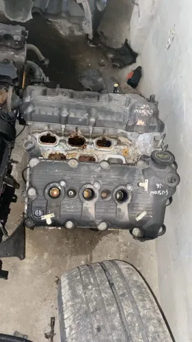 Motor Ford Fusion v6