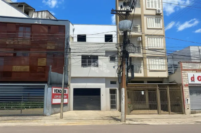 Loja à venda na Avenida Cristóvão Colombo, Bairro Floresta em Porto Alegre/RS