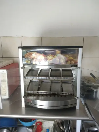 Estufa para salgados 8 bandejas 220v porta frontal 