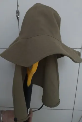 chapéu para campo, praia, clube, pescaria, etc