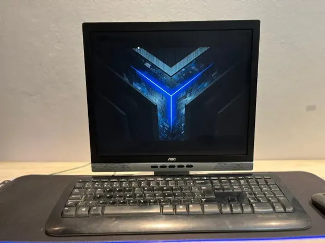 MONITOR AOC 17" MODELO LM722 COD 04