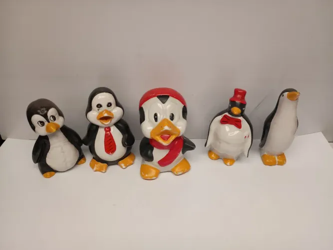 Coleção de Pinguins Decorativos em Cerâmica todos pelo valor anunciado