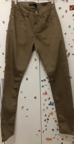 Calça slim masculino nova