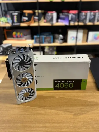 Placa de vídeo Geforce RTX 4060 8GB GDDR6 modelo Gigabyte Aero OC